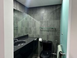 International Plaza (D2), Apartment #525393901